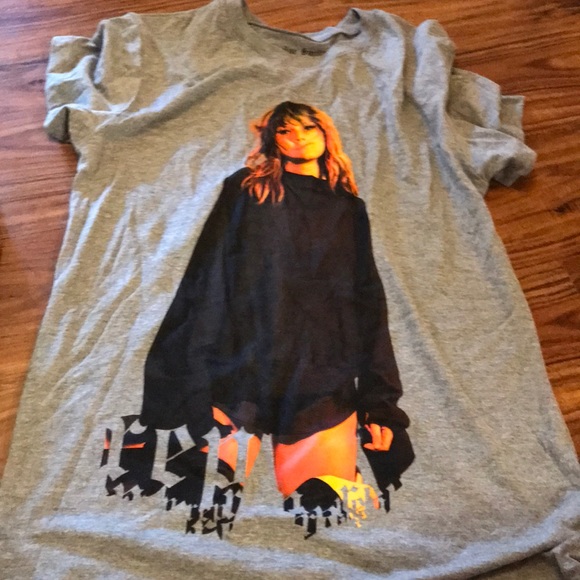 HUGE TAYLOR SWIFT BUNDLE - Picture 8 of 8